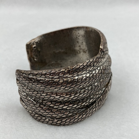VTG Helles Paris Women’s Serpent Cuff Bracelet Silver Plate Heavy - Picture 3 of 12